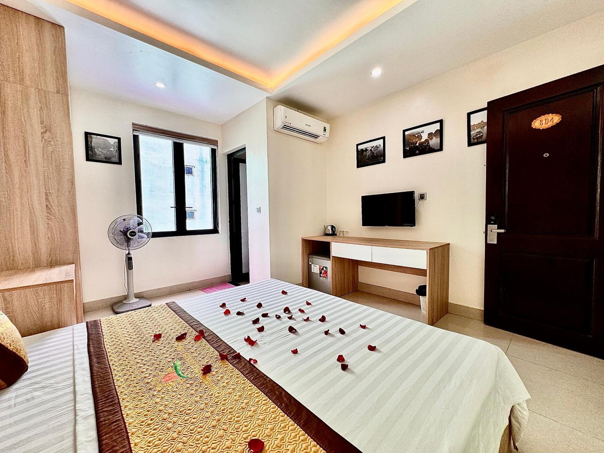 Sunflower Catba Hotel Dong Khe Sau Esterno foto